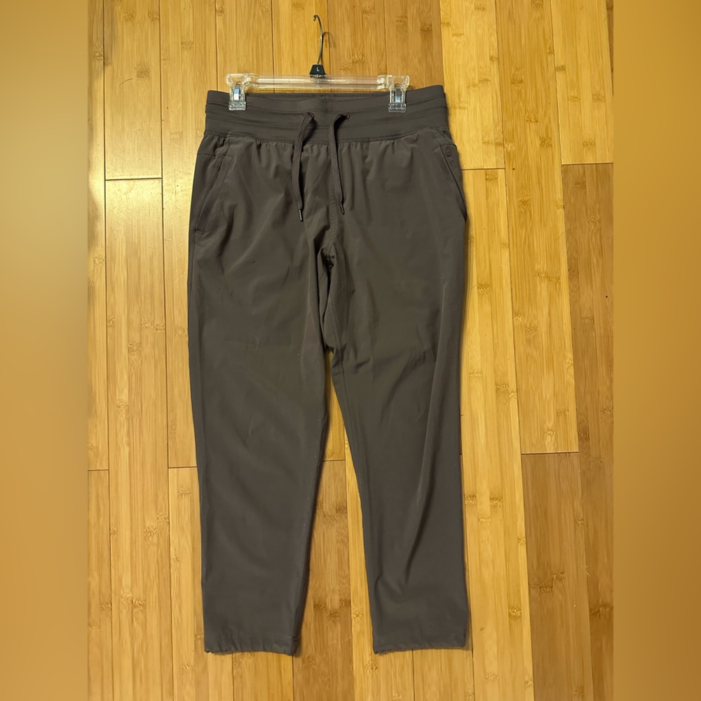Free Fly Women's Breeze Cropped Pant - Size Medium - color purple peak